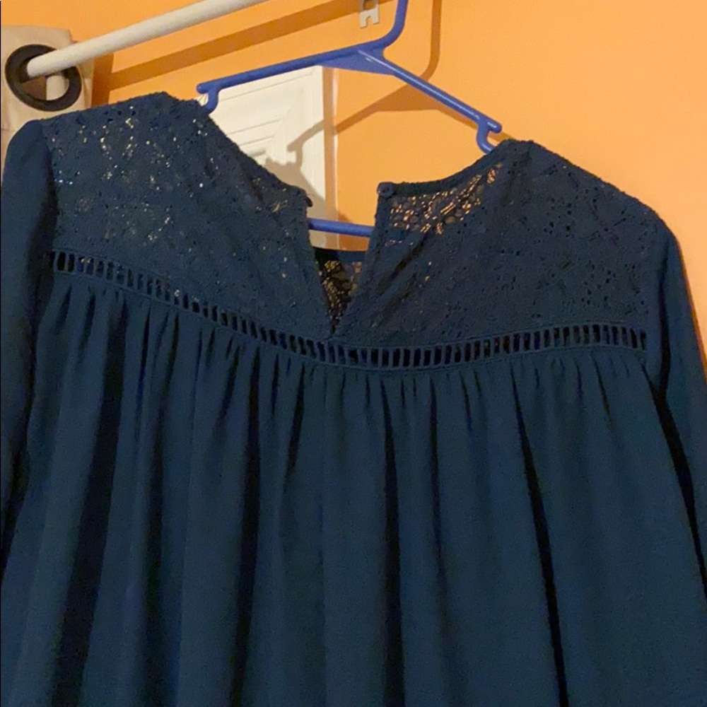 Spring dress - Picture 2 of 3